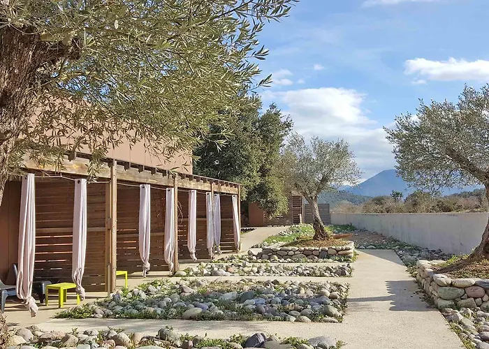 Ascosa Aventure Hotel